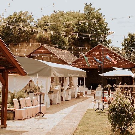 Kuca Za Odmor Baranjski Dvori Zmajevac Exterior foto